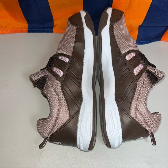 LA GEAR Women's mesh running shoes size 7.5 low top Brown Hook Loop sneakers - Picture 8 of 9